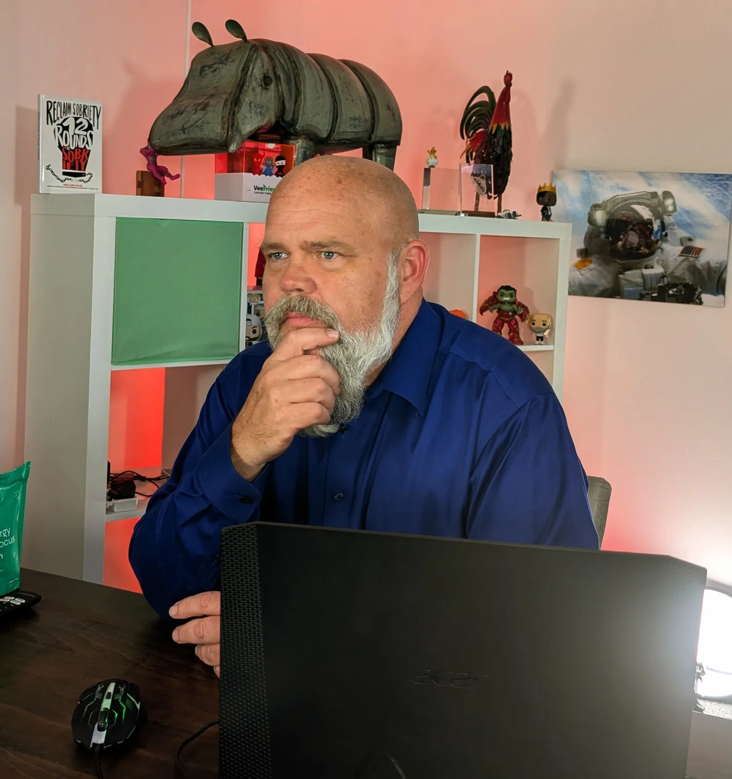 Ken Pondering